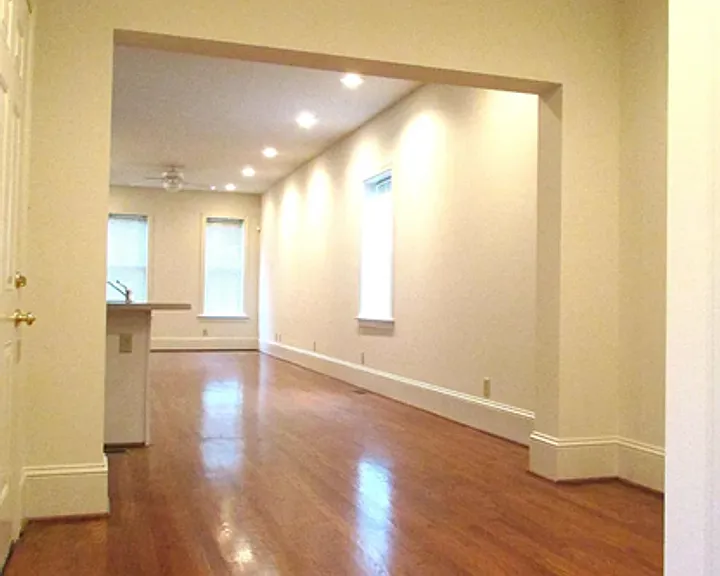 5 S Plum St — Photo 3