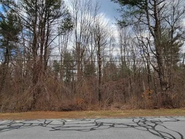 5 Indian Valley Road, Pelham, NH 03076