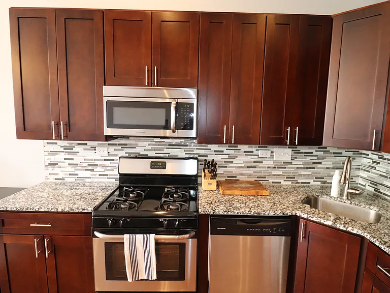 707 N Milwaukee Ave #3R — Photo 16