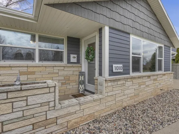 1010 N Webster STREET, Port Washington, WI 53074