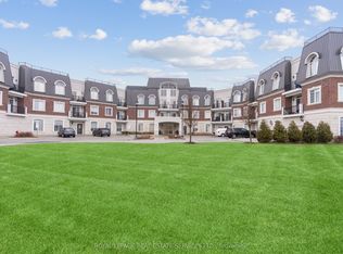 2300 Upper Middle Rd W #207, Oakville, ON L6M0T4