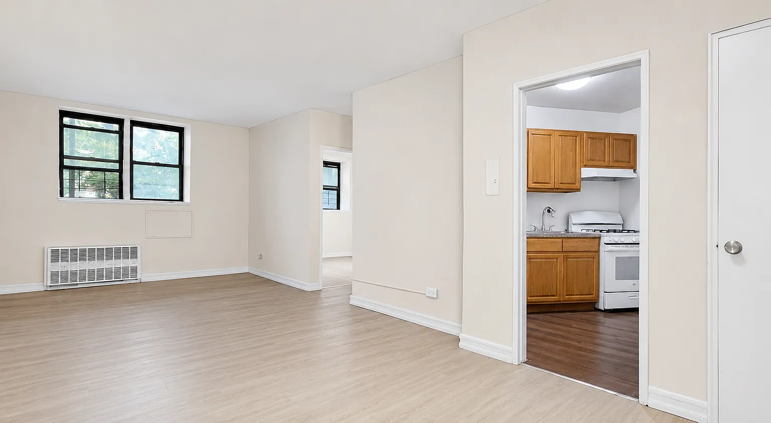 540 Ocean Parkway — Photo 2