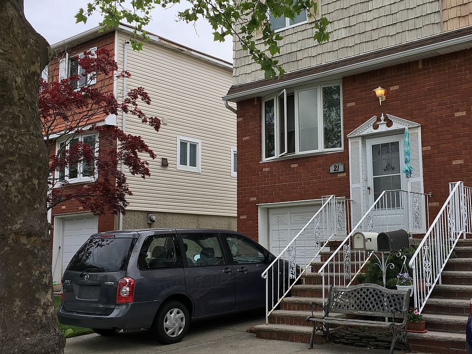 1st image of 21 Bartow St