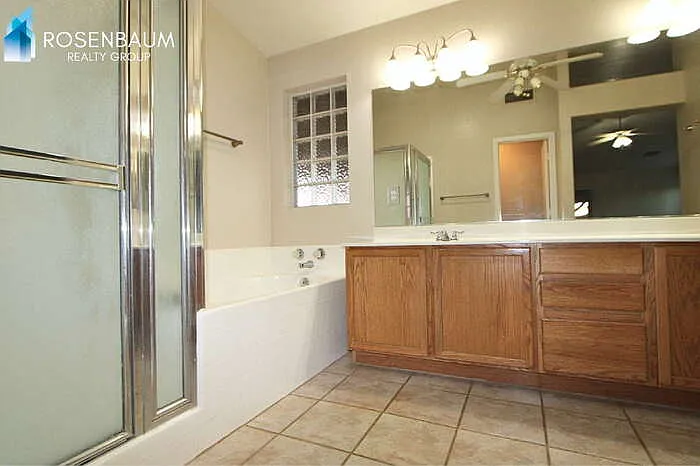 8736 W Lockland Ct — Photo 14