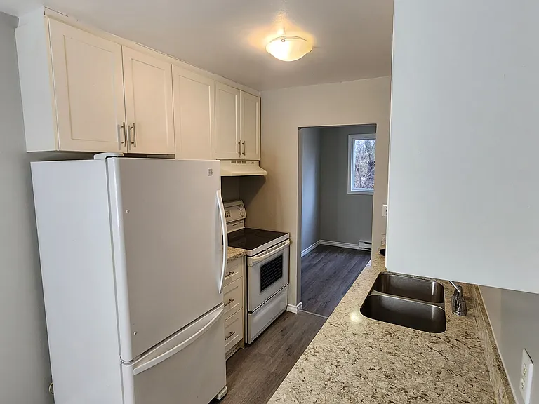 725 Cricklewood Dr #5 — Photo 9