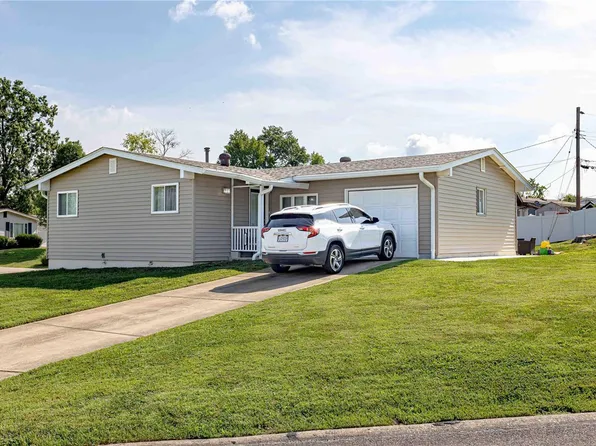 125 Freeman Dr, Saint Louis, MO 63129