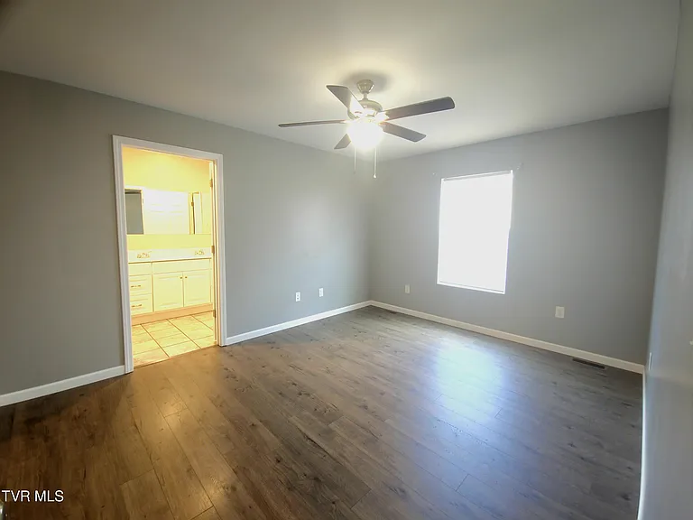 305 McKenzie Dr #1 — Photo 12