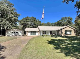 303 Brentwood Dr, Athens, TX 75751