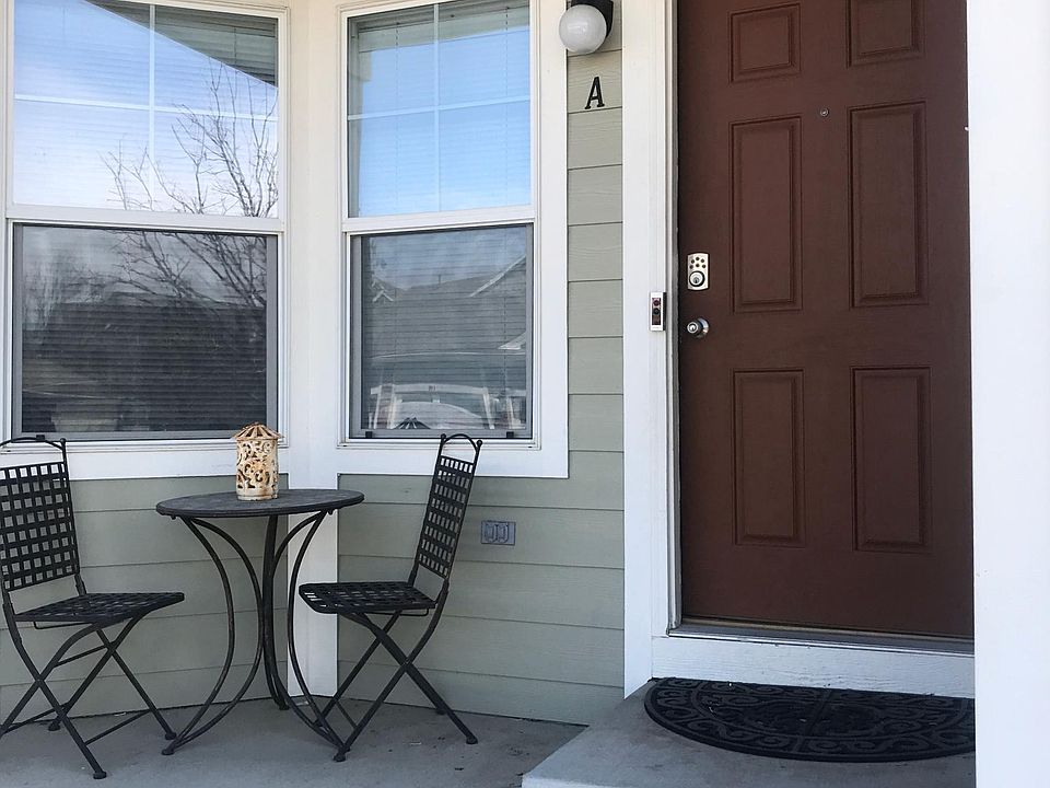 Welcoming West facing patio