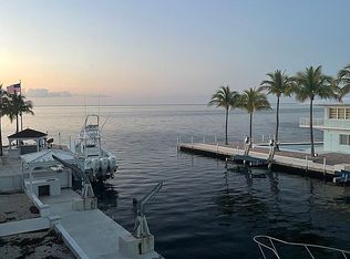 806 Bonito Ln, Key Largo, FL 33037