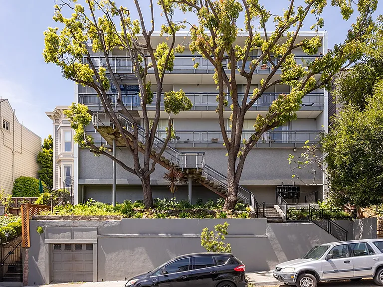 940 Guerrero St — Photo 12