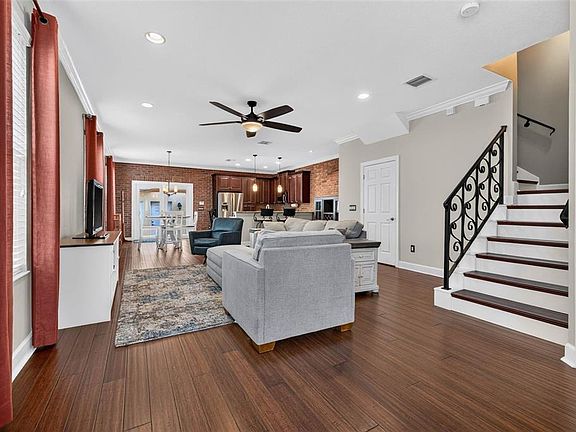 5th image of 217 49TH AVENUE N