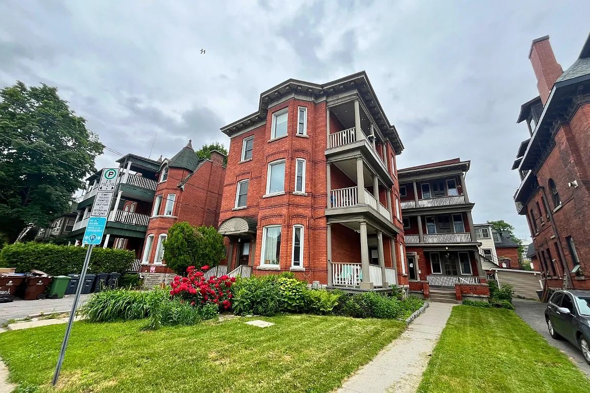 The Franklin Apartments — Photo 1