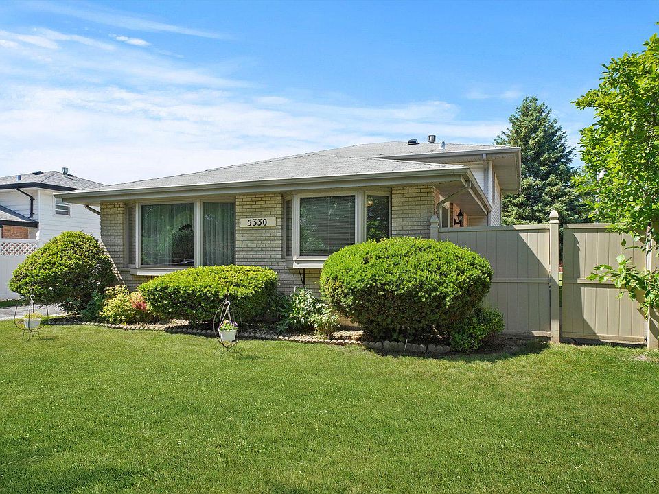 1st image of 5330 Highland Ct