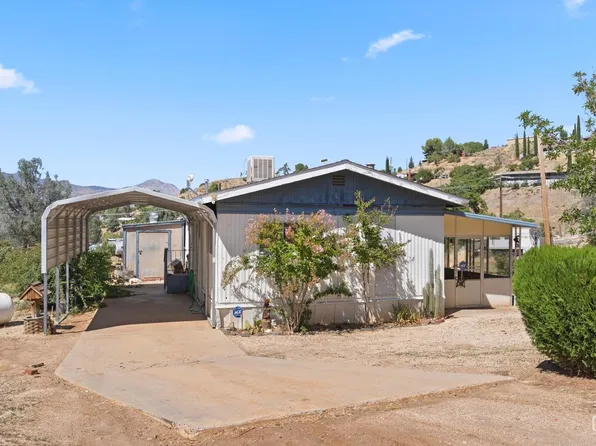 12 Conifer Ct, Bodfish, CA 93205