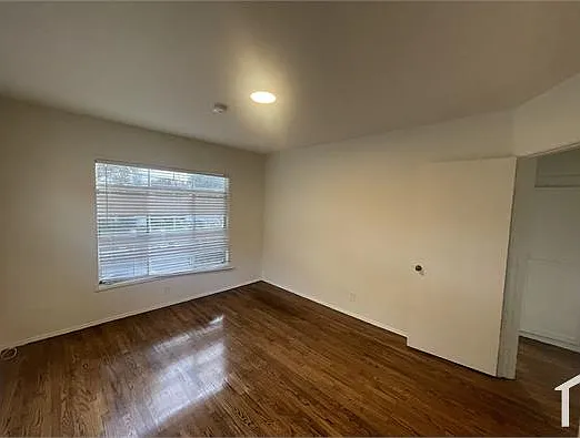 5326 Packard St — Photo 13
