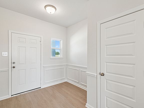 The Oriole II- Foyer