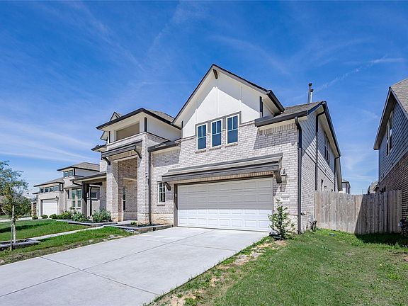 3rd image of 5111 Crystal Brook Dr