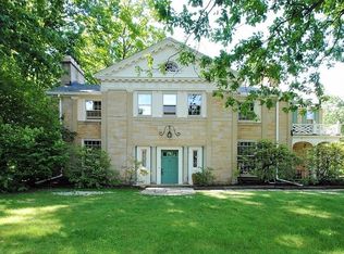 19200 Shaker Blvd, Shaker Heights, OH 44122