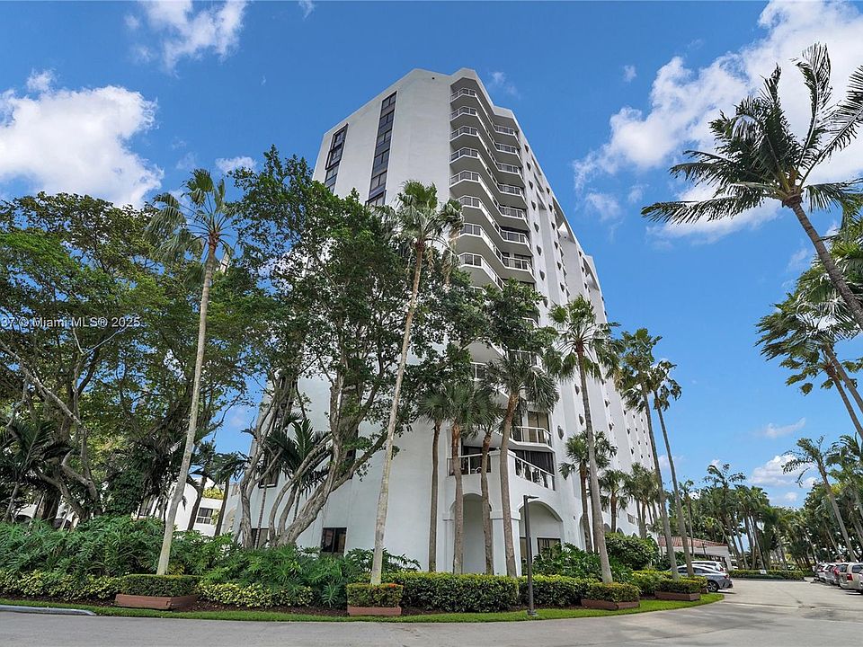 1st image of 3610 Yacht Club Dr APT 1014