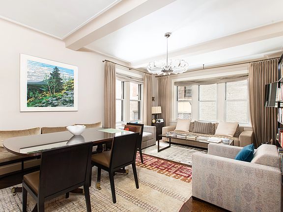 2nd image of 25 E 86th St #3E