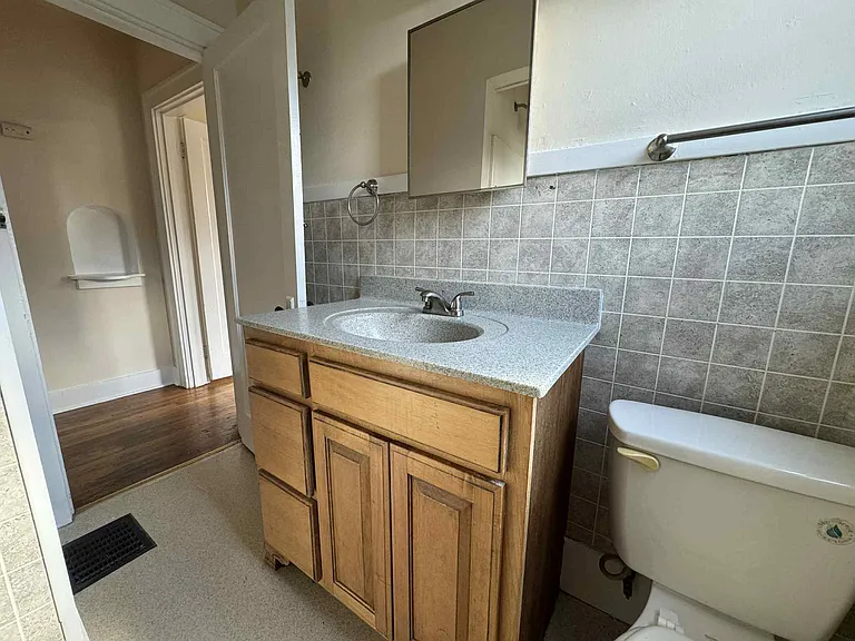 1611 Nutwood St #1 — Photo 18