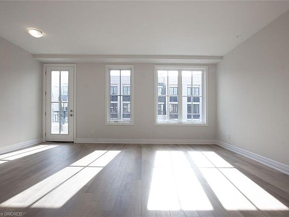 4th image of 657 Cricklewood Dr #528