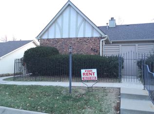 5649 SW Barrington Ct N APT 2, Topeka, KS 66614