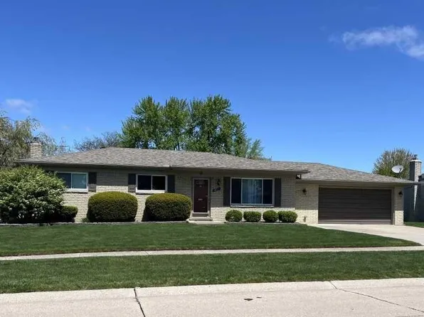 14111 Hillsdale Dr, Sterling Heights, MI 48313