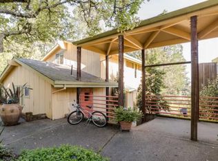 1384 Hollman Ln, Sebastopol, CA 95472
