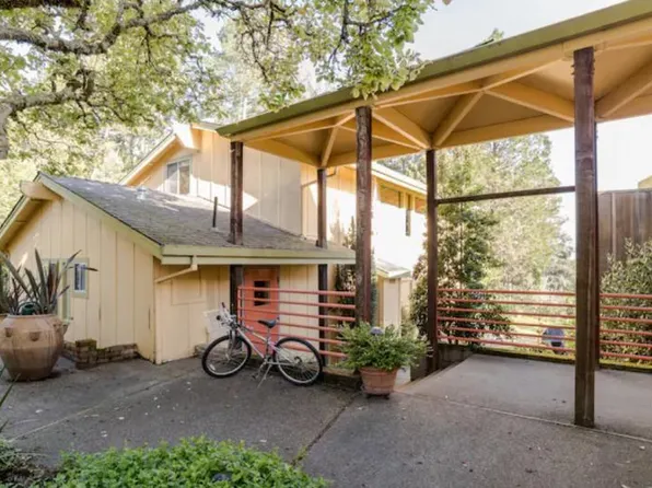 (undisclosed Address), Sebastopol, CA 95472