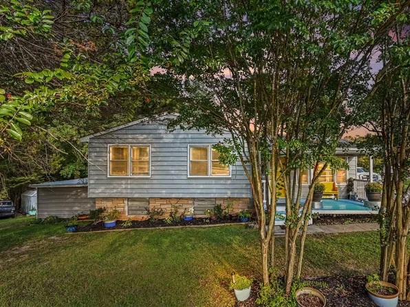 502 N Cheatham St, Franklinton, NC 27525