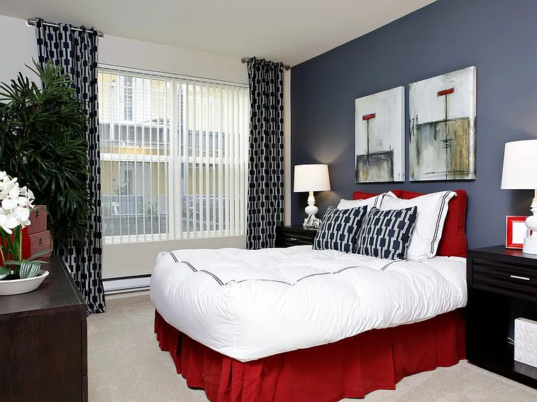Classic Package I bedroom with carpet (select homes)