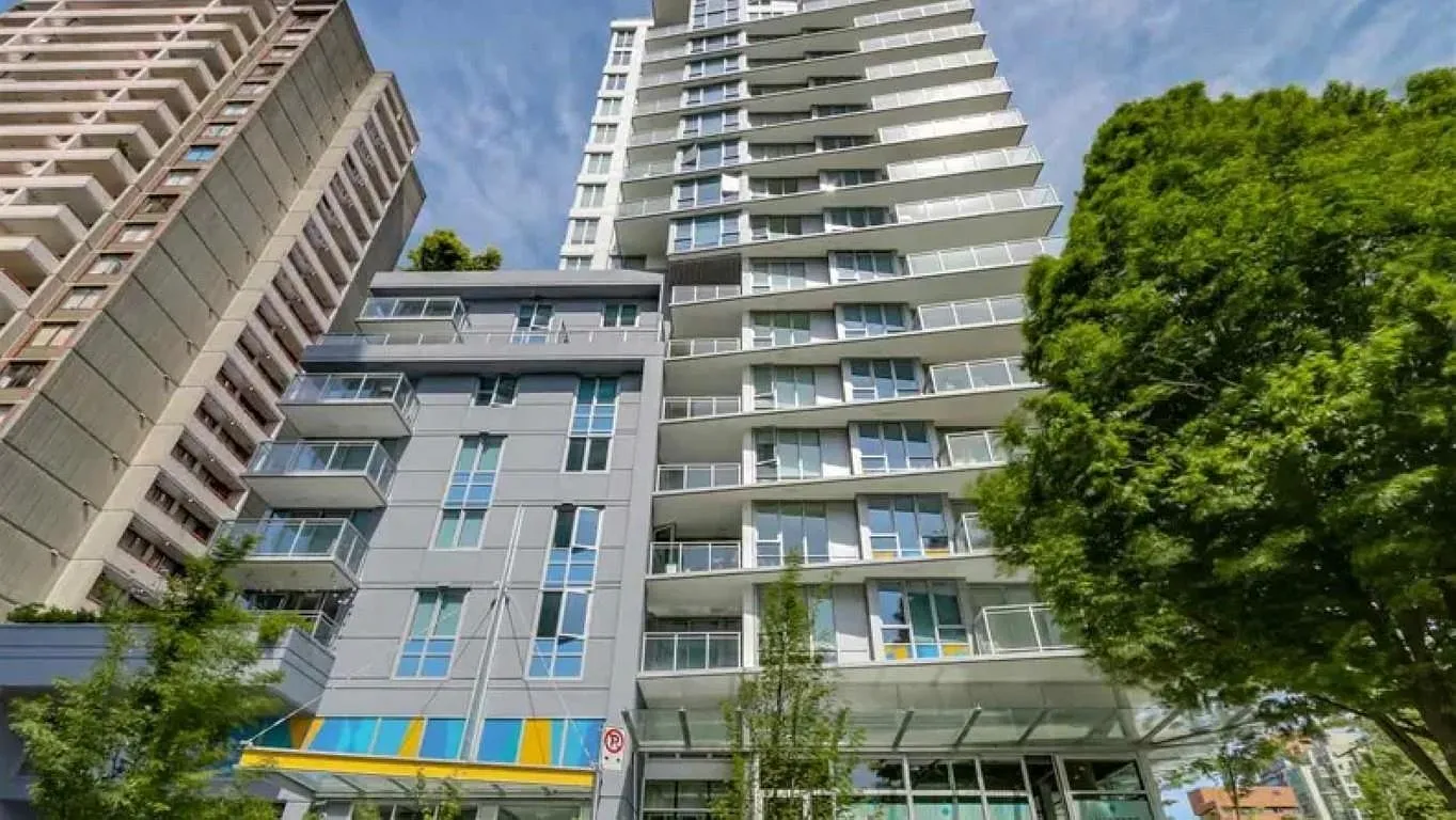 1 bed, 526 sqft, $2,100 — Photo 1