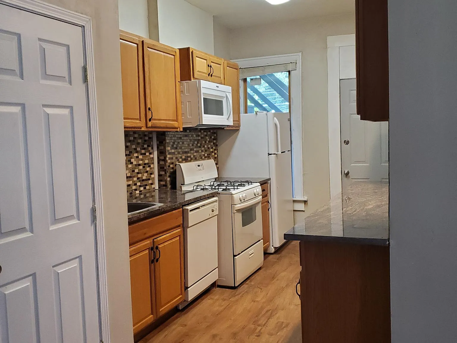 1 bed, $1,200 — Photo 2