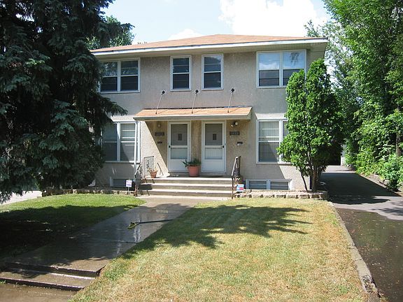 Side by Side - 3 levels of living