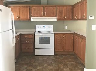 11324 N Lake Ct, Fenton, MI 48430