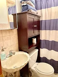 Rented by Apple Exclusive Realty Inc