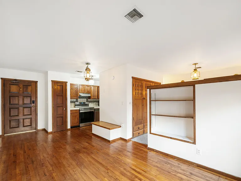 207 & 211 W Water St — Photo 3