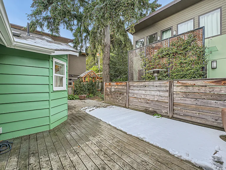 4548 NE Tulane Pl — Photo 23