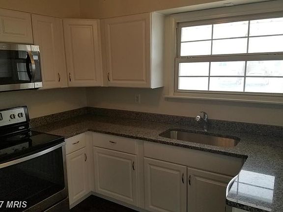 5th image of 119 Bethlehem Ct
