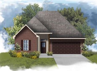 2112 Orleans Run Dr, Lake Charles, LA 70611