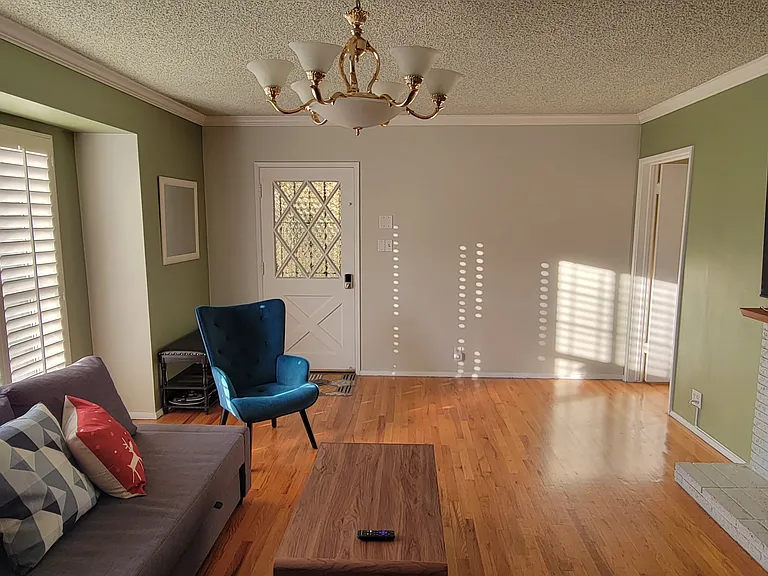 1004 S Cordova St #1 — Photo 6