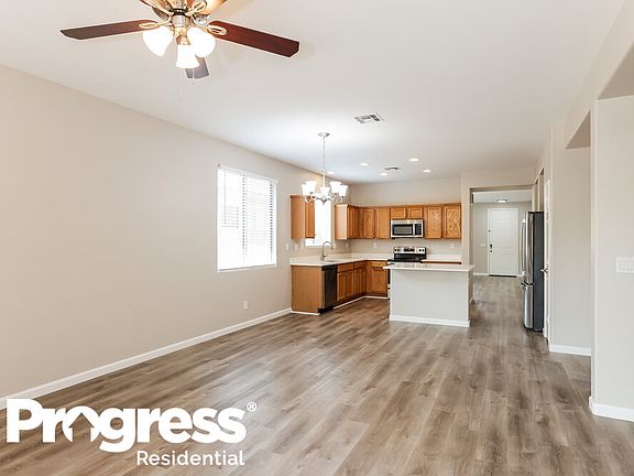 3rd image of 39621 N Bent Creek Way