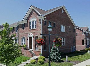 13098 Overview Dr, Fishers, IN 46037