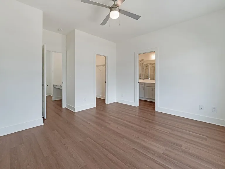 Turnberry Park Apartments and Homes — Photo 180