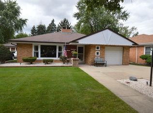 1854 Hawthorne Ave, Westchester, IL 60154