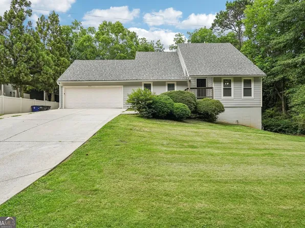 6921 Fairways Dr, Douglasville, GA 30134