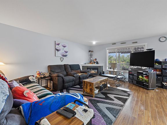 4th image of 840 Nicolani Dr