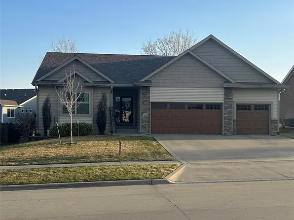 2400 NE 8th St, Grimes, IA 50111
